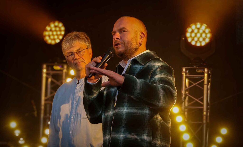 Pfarrer Andreas Vödisch und Pfarrer Knut Meinel. Foto: T. Voigt